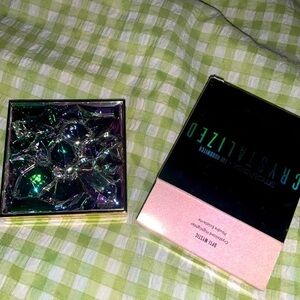 Smashbox hood witch highlighter